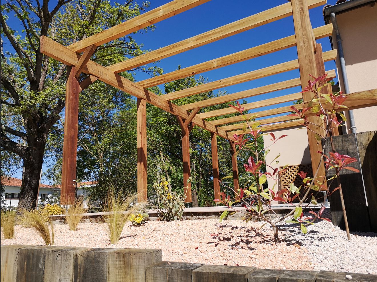 Arbor & Sens | Installation d&rsquo;une pergola à Brax